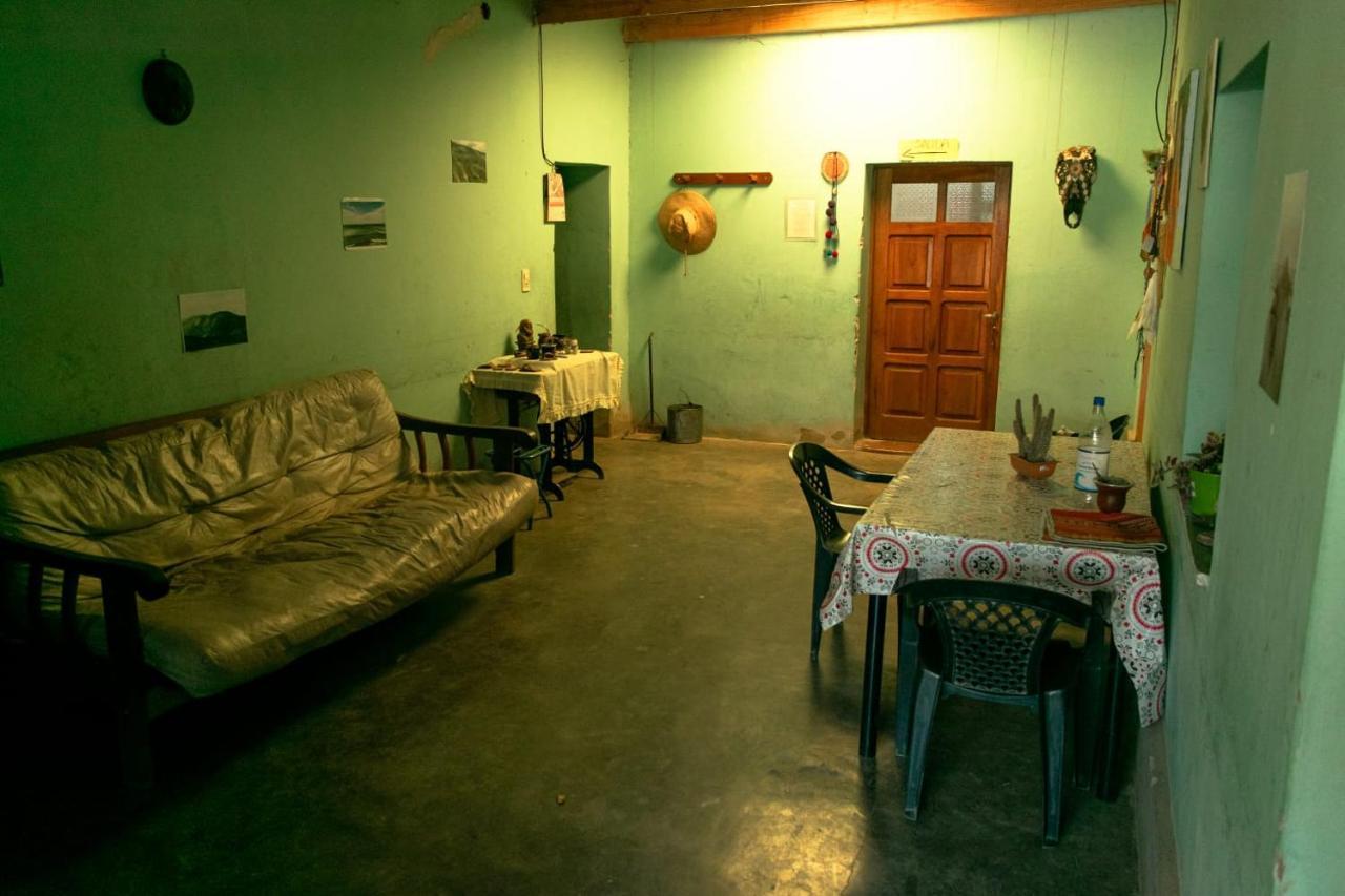 Acusi Hostel Camping Humahuaca Exterior foto